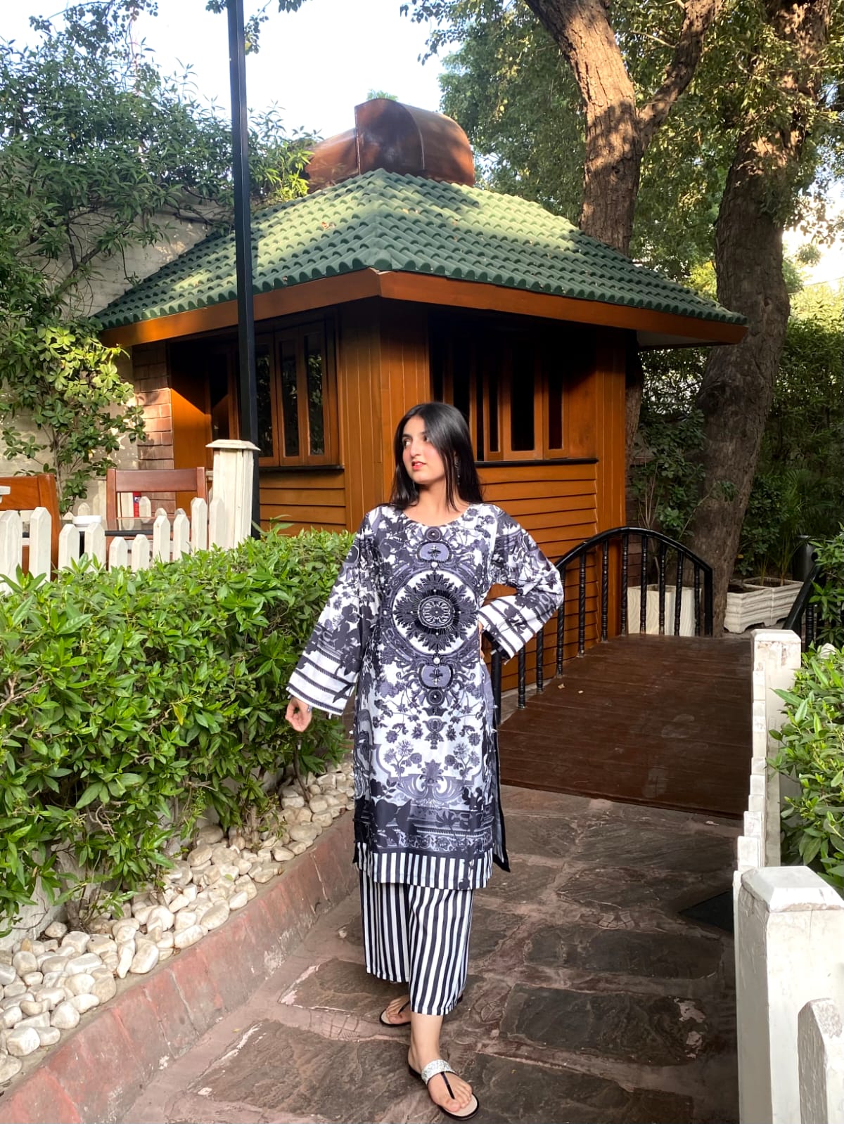 2PC STITCHED SUIT-SKIN WHITE